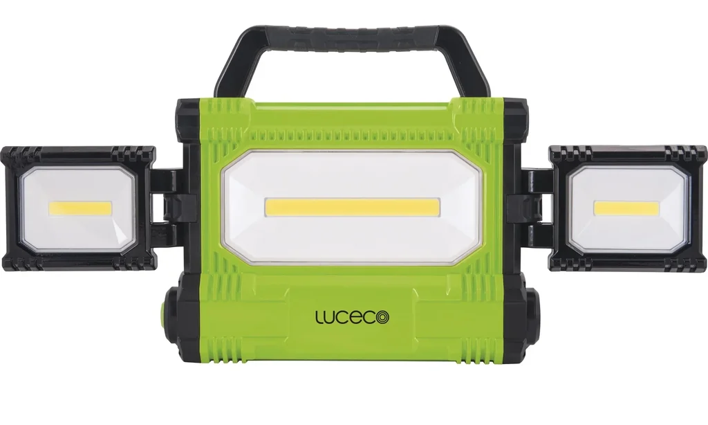Schwenkbare LED Arbeitsleuchte mit 3 Leuchtflächen, 50 Watt