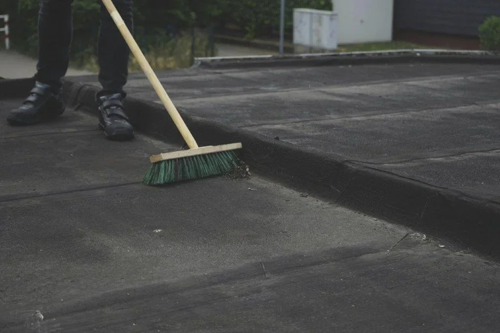 Dachelastik (Flüssigabdichtung), 5 kg Eimer für das Dach