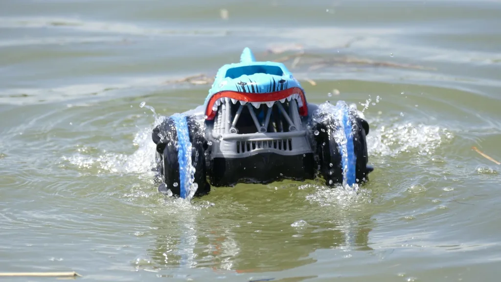 RC Fahrzeug Amphi Shark 2.4 GHz 100 % RTR