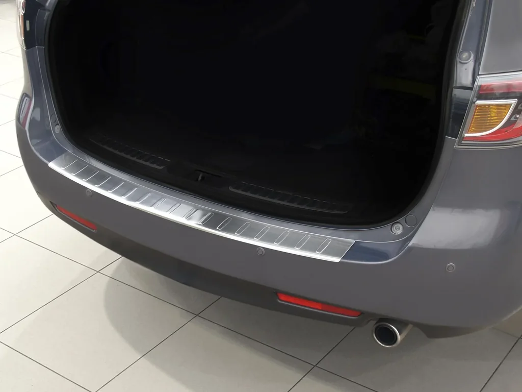 Ladekantenschutz Mazda 6 kombi Baujahr 2008-2012 / Edelstahl