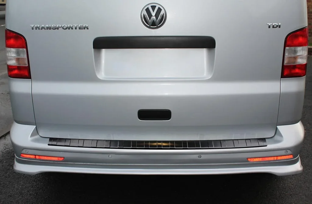 Ladekantenschutz Edelstahl graphite / black für VW Transporter T5 Multivan, Caravelle, Baujahr 2003-2015
