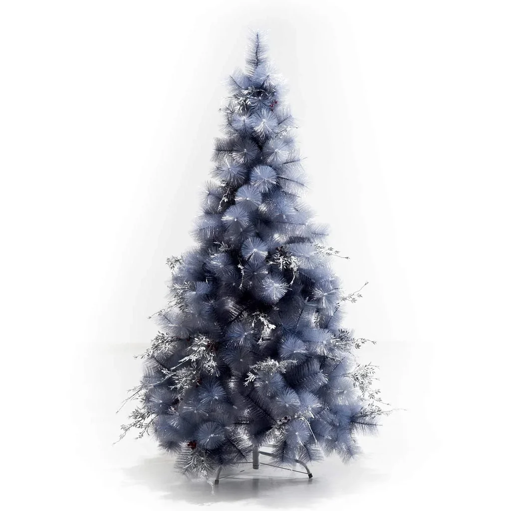 Künstlicher Weihnachtsbaum mit silber Zweigen und roten Beeren