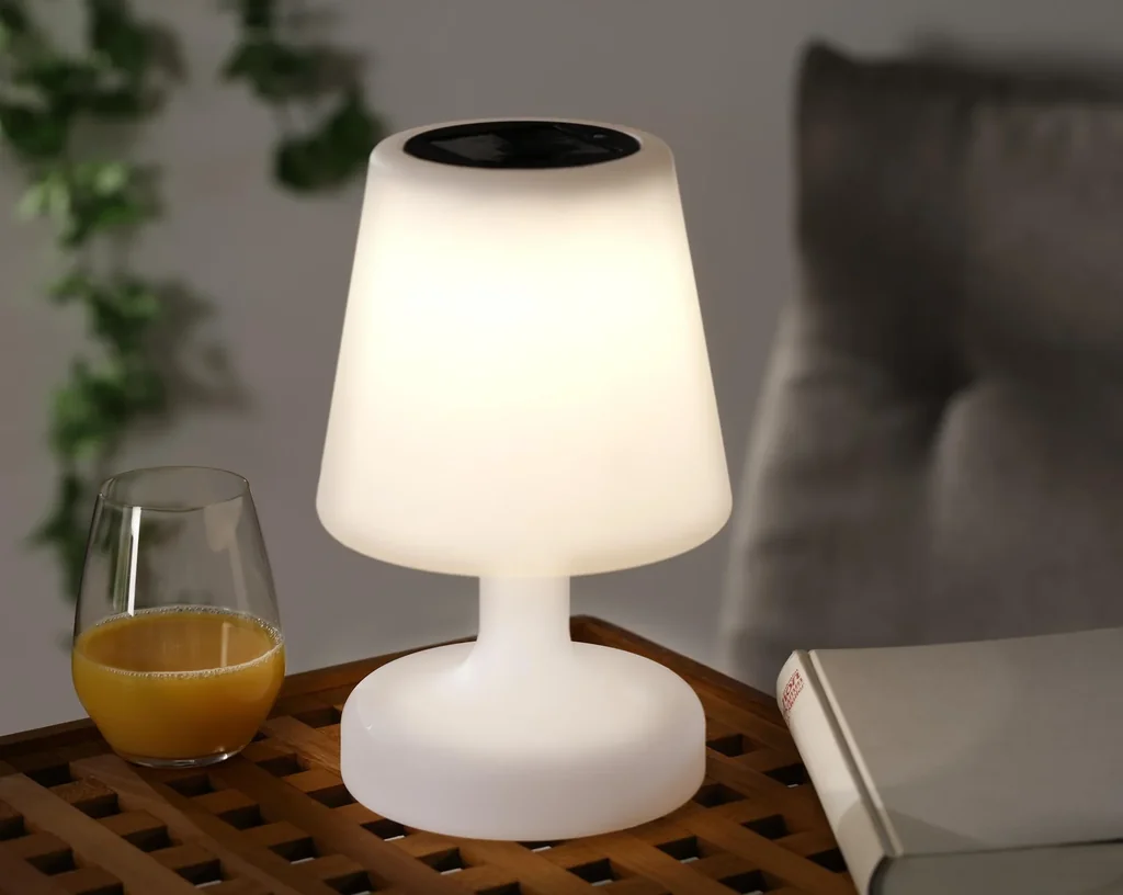 LED-Solarlampe mit 2 Helligkeitsstufen