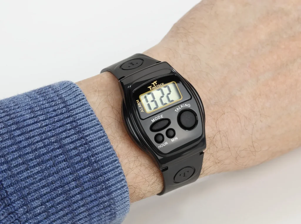 Sprechende Digitaluhr mit Alarm und Silikonarmband