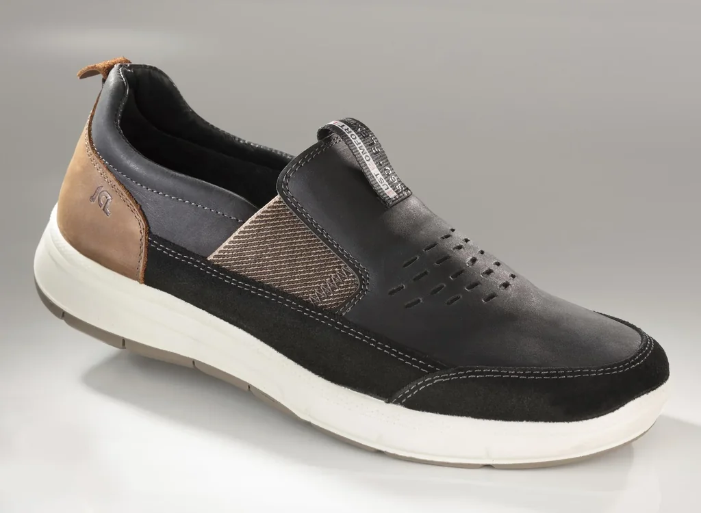 Slipper mit Elastikzonen, Farbe schwarz, Gr. 43