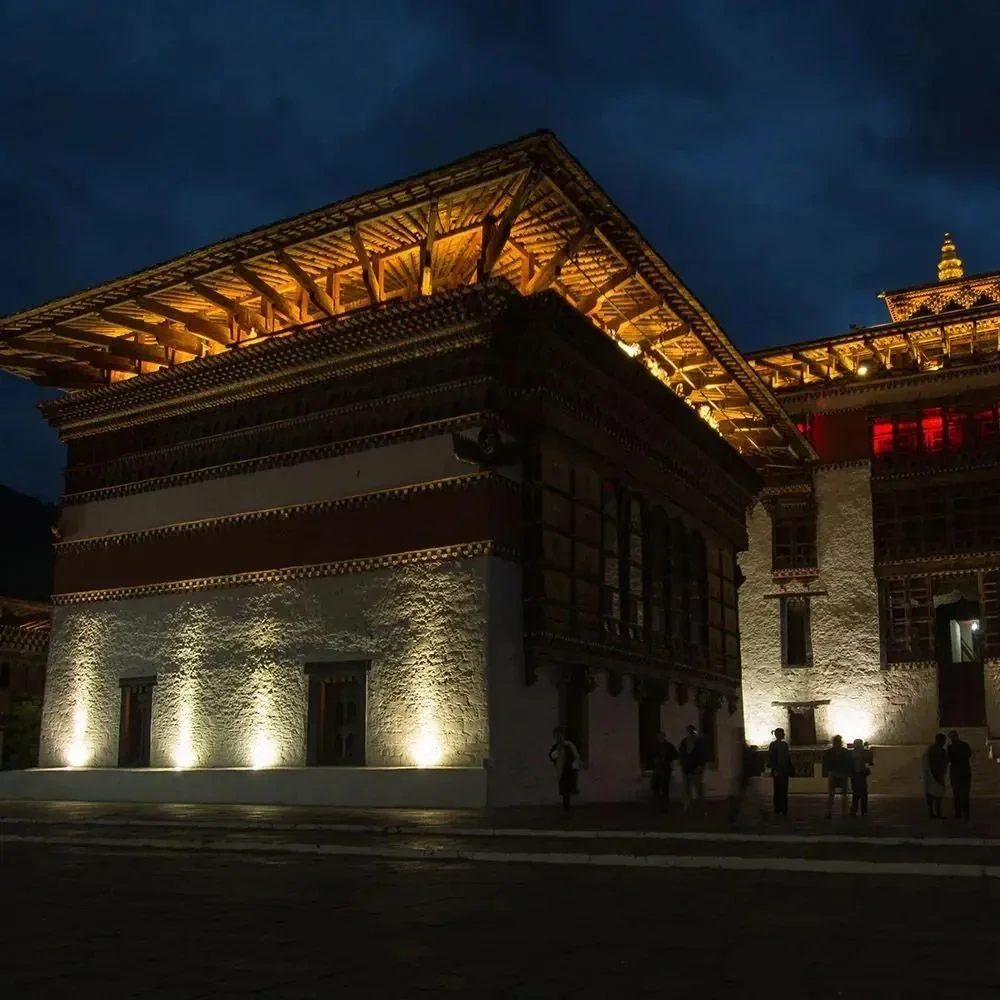 VT-37S LED-Scheinwerfer mit Tag/Nacht-Sensor - 30 W - 3000 Lm - 6400K - schwarz