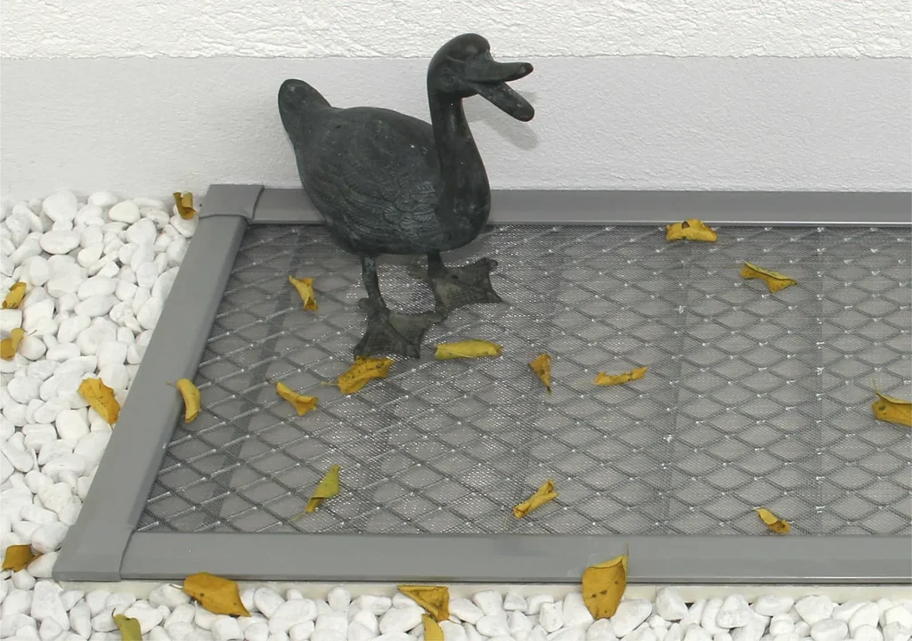 Profi Lichtschachtabdeckung mit Alu Gewebe