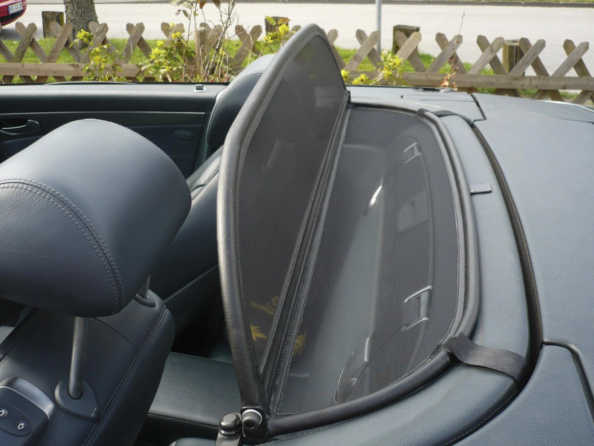Cabrio Windschotts image