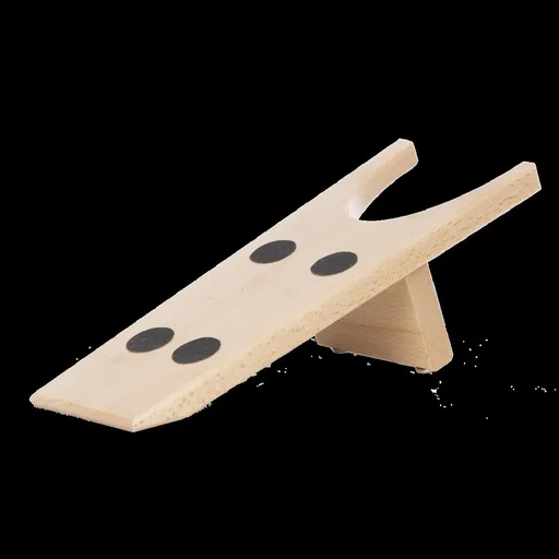"Stiefelknecht aus Holz image"