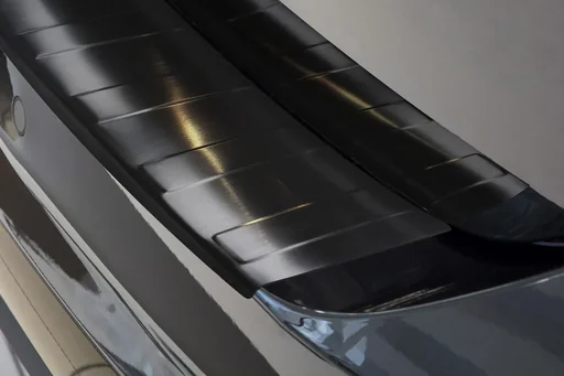 "Ladekantenschutz Edelstahl graphite / black für VW Touran II/typ 5T, Baujahr 2015> image"