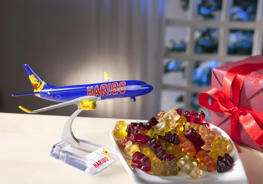 "Hariboflugzeug mit Haribo-Goldbären image"