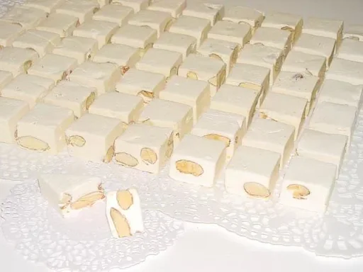 "Soft Nougat mit Mandeln, 500 g image"