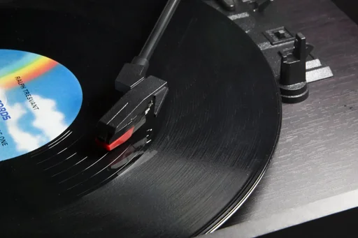 "Nostalgie Bluetooth Plattenspieler mit integrierter Digitalisierungsfunktion image"
