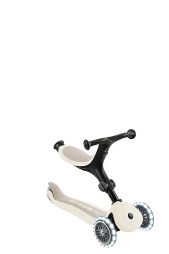 "GLOBBER GO-UP ACTIVE LIGHTS ECO – 3 in 1 Dreirad, Laufrad und Scooter, 120/80 mm, 3-rädrig, höhenverstellbar, kokos weiß image"