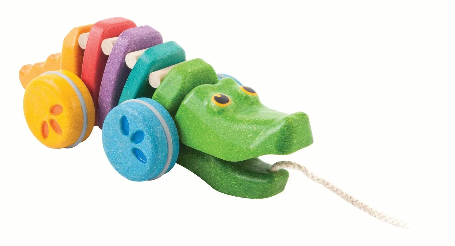 "Plan Toys - Nachziehtier - Regenbogen Krokodil, Gummibaumholz image"
