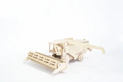 "Holzbausatz "Mähdrescher", 21 x 8,5 x 18,8 cm image"