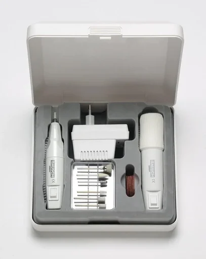 "Beauty-Set, Elektrisches Maniküre-/Pediküregerät und Hornhautschleifer "Pedipeel", im Schalenkoffer,17-teilig image"