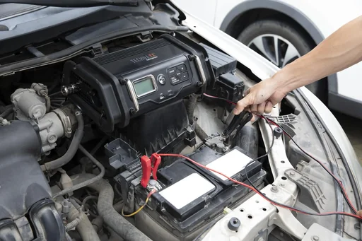 "Batterieladegerät mit Kompressor image"