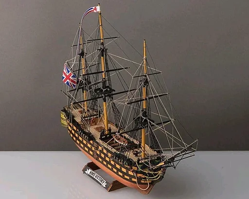 "Baukasten HMS Victory 1:310 image"